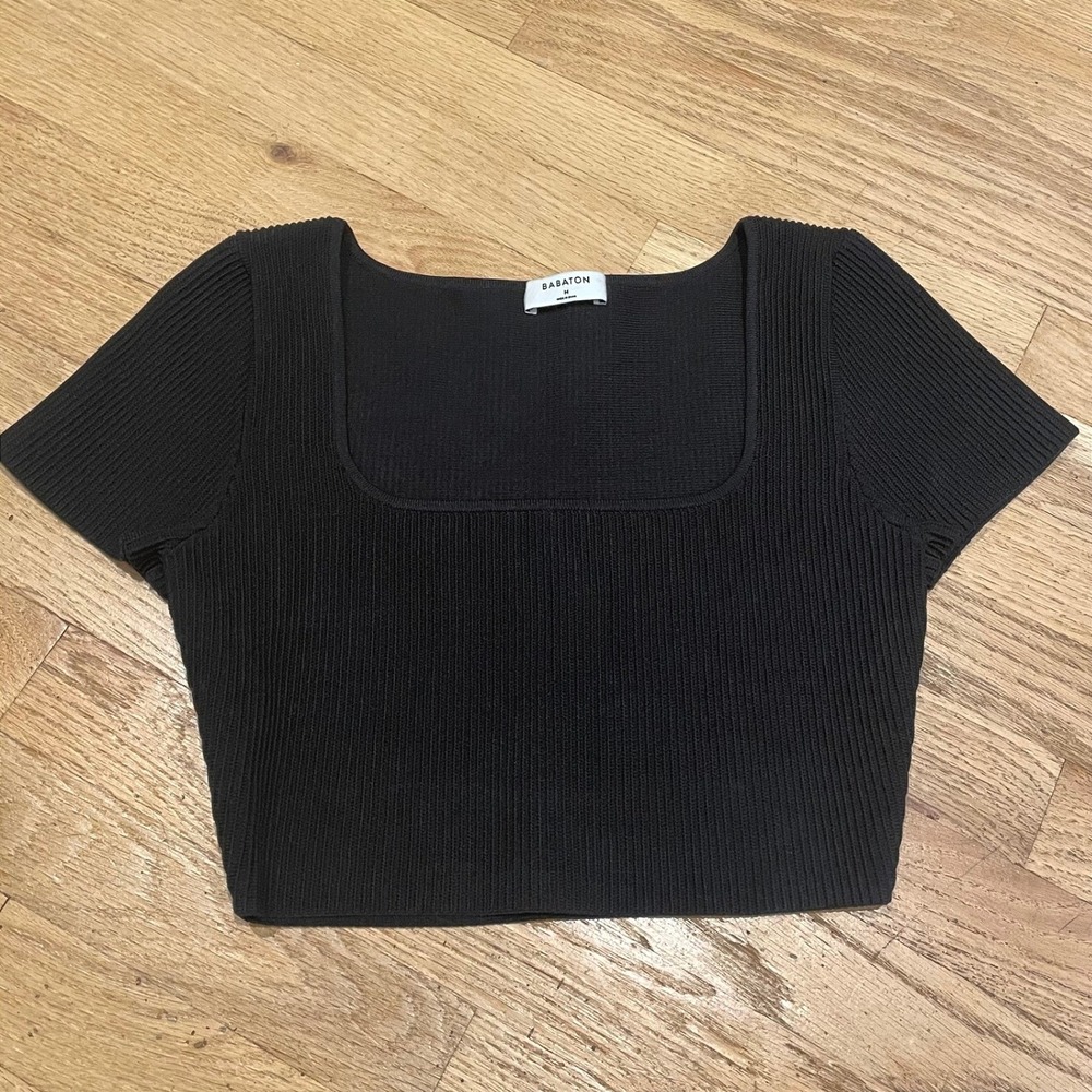 Babaton Crop Top Ribbed Square Neck 90s Chic Minimalist Elevated Basic Black M
